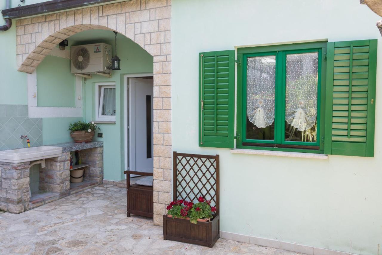 Secret Garden Apartment Poreč Exterior foto